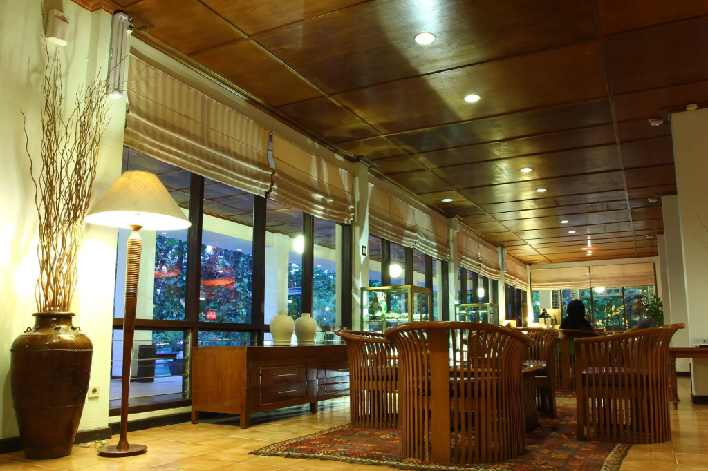 Mesra Business & Resort Hotel