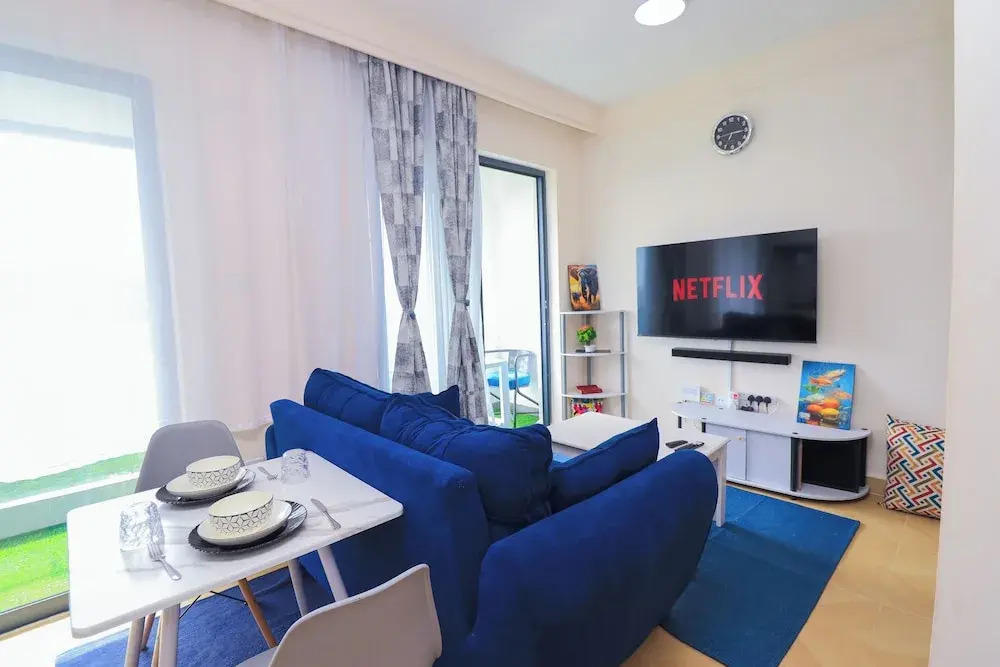 Pazoori Stays at Artesano Apartments