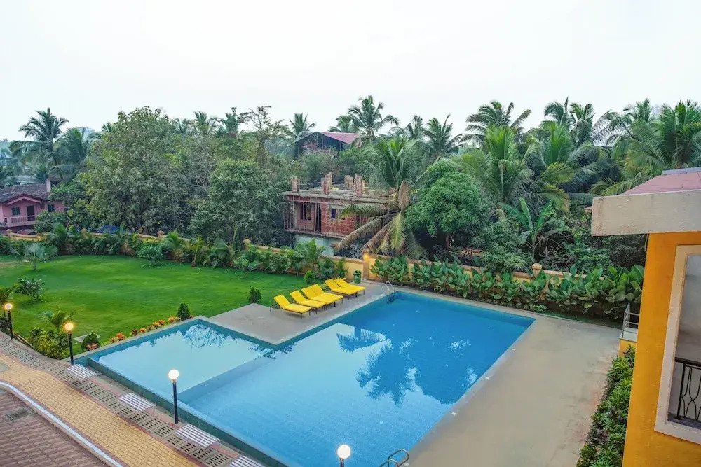 Alaya Stays Veera Marina 3 BHK Apartment