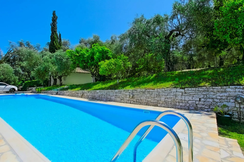 Areti Villa