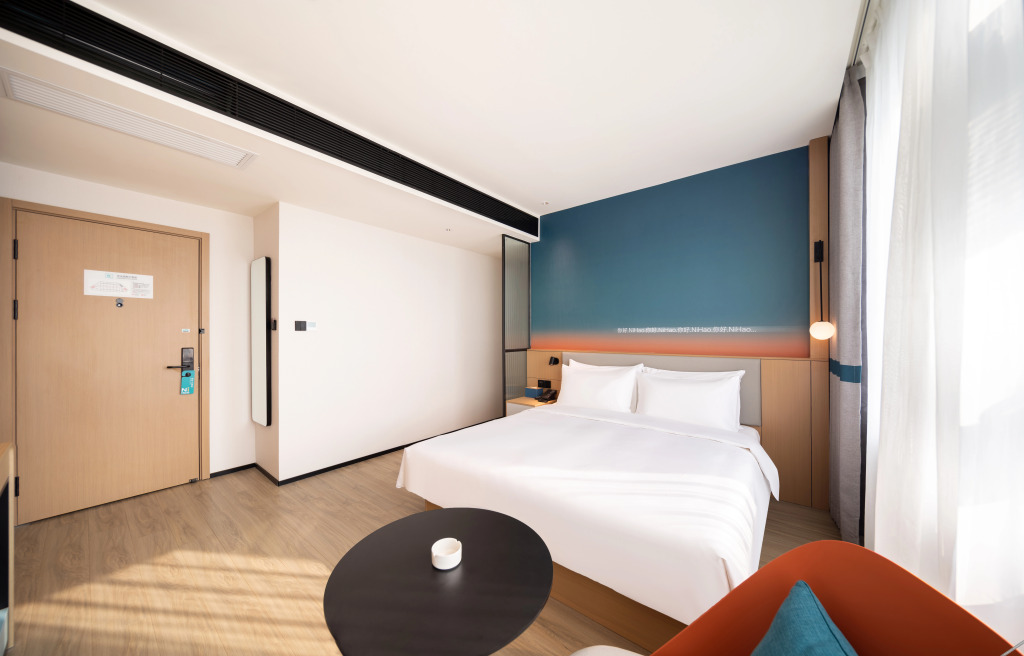 Ni Hao Hotel (Anyang Linzhou Changan Road)