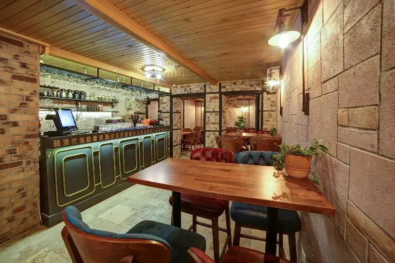 Ardilas Residence