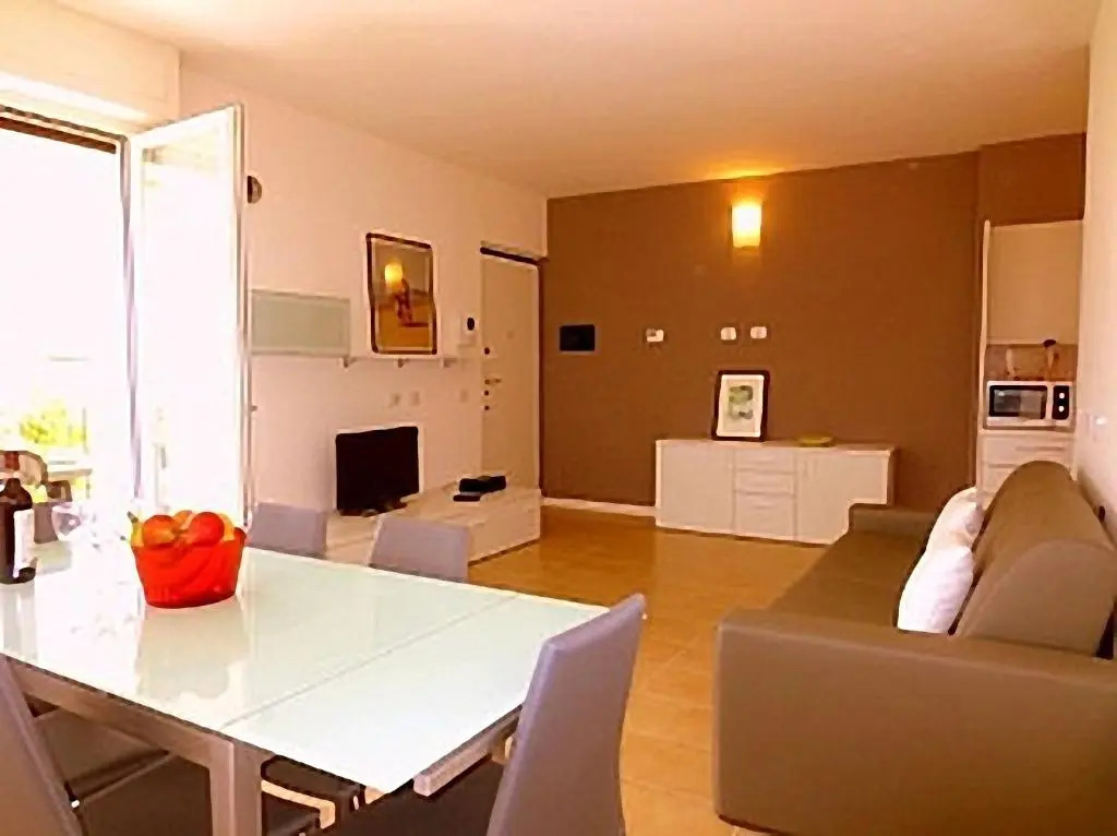 4 Village centre Lenno homes with pool-by Italian Apartments TERRAZE, SPESE, SOPRA SPESE, SPESE II