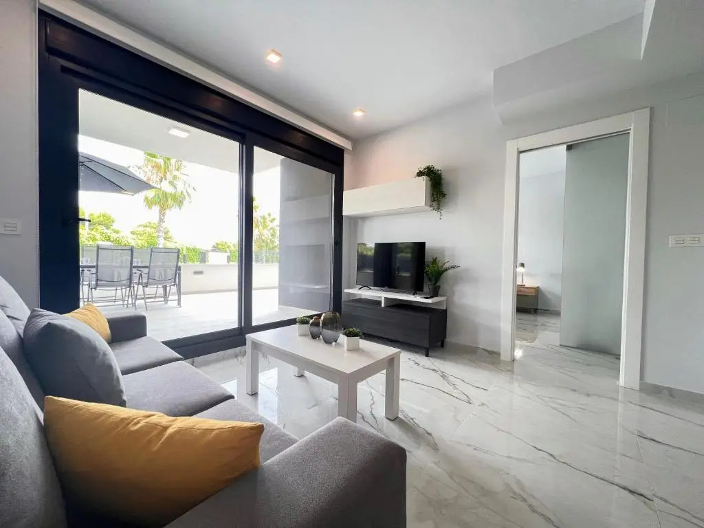 Modern Apartment in Res Amanecer VI Duly 3
