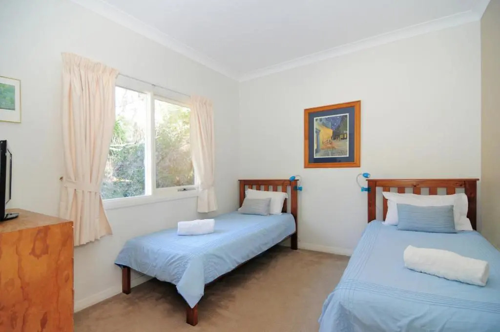 Bimbadeen - Comfortable country styled house!
