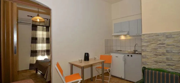 Iliana Apartments