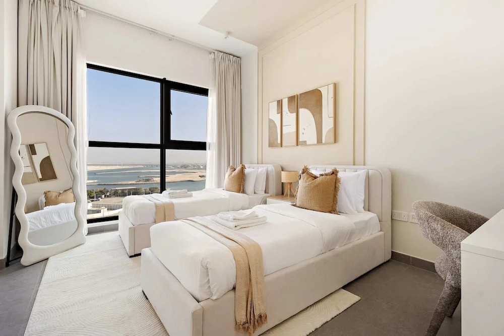 Silkhaus Luxe 3BR Maid Room Private Beach Reem