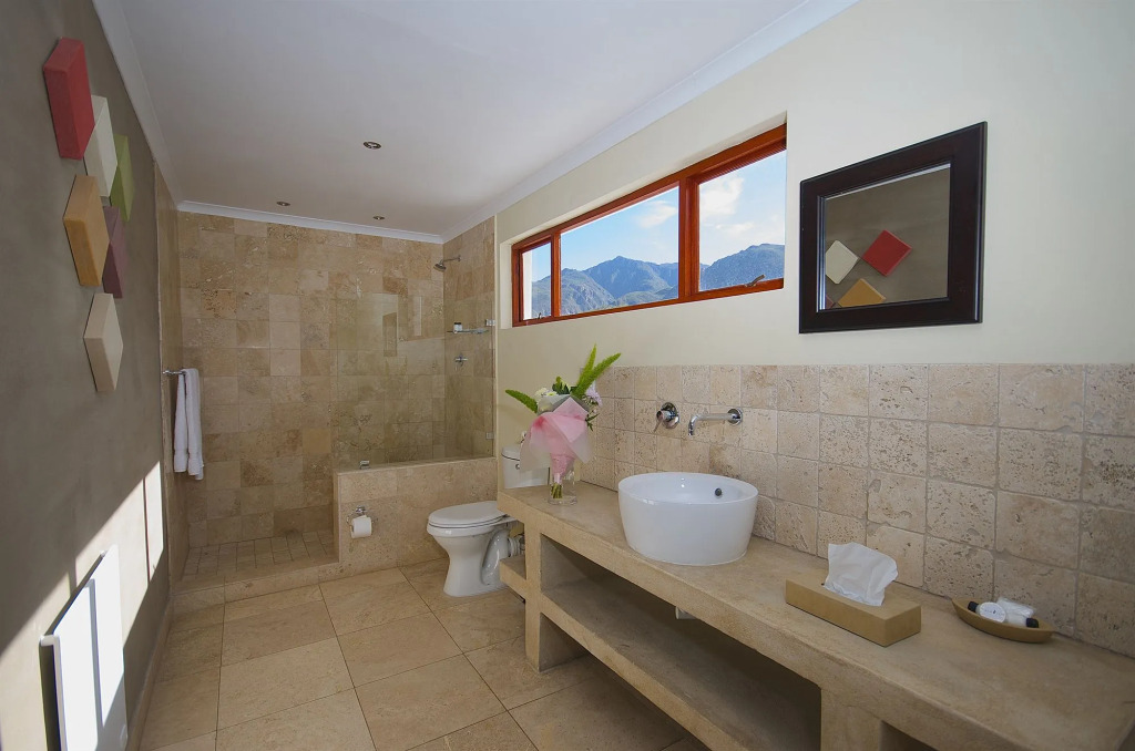 Mimosa Lodge