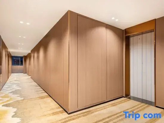Yinchunhong Business Hotel