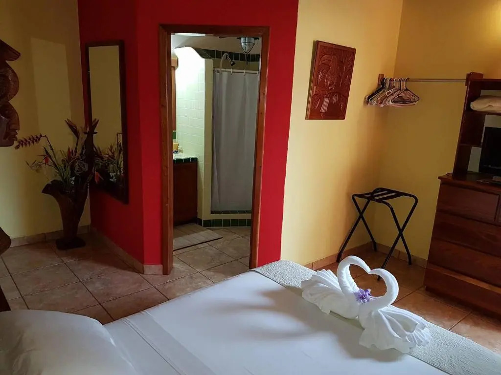 Alans Paradise Hotel