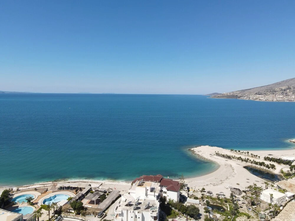 Grand Blue Apartments