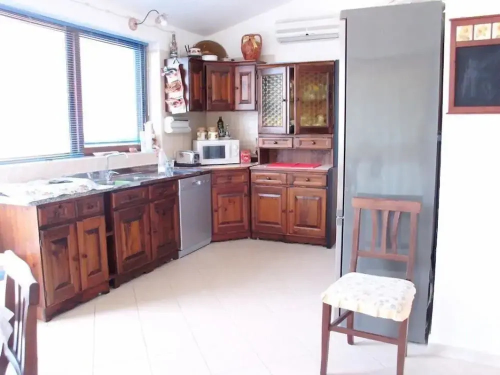 Battistina Holiday Home
