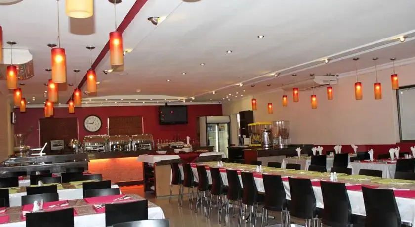 Royal Hotel