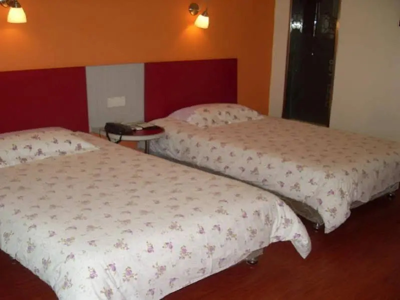 Motel168 Shanghai Jingshang Shihua Inn