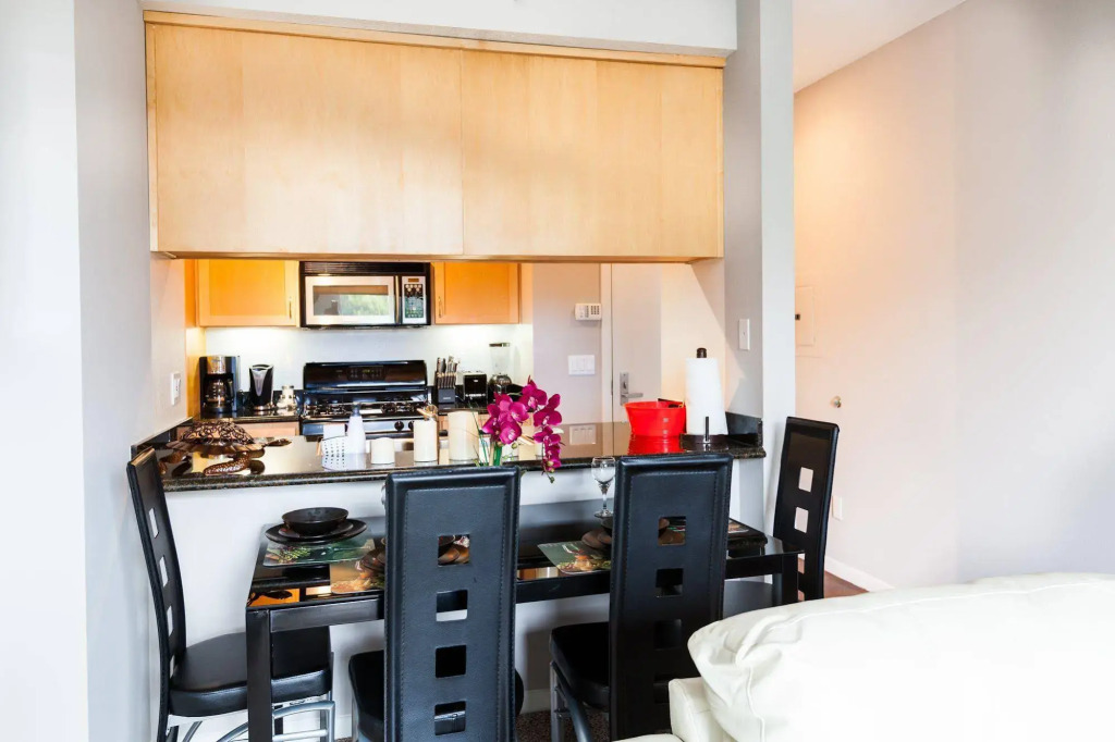 Wonderful Washington Furnished Apartment
