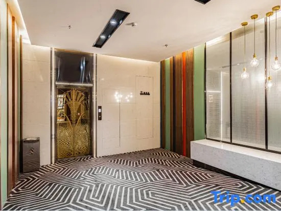 BoMan Hotel (Shenzhen BaMan Fanshen Subway Station)