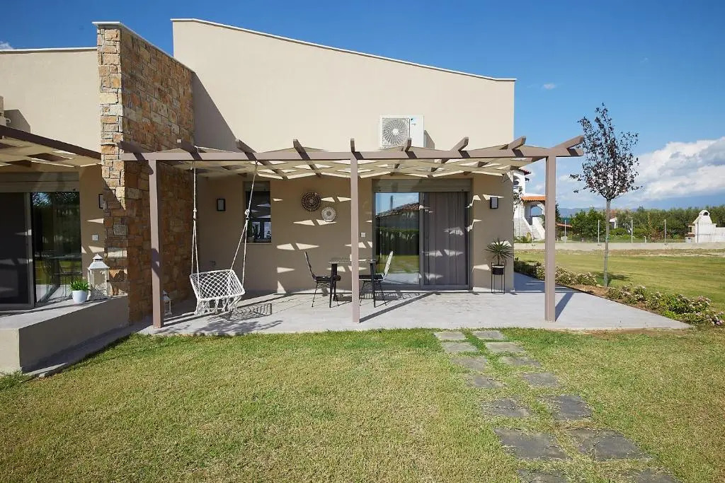 Flamingo View Suites & Villas