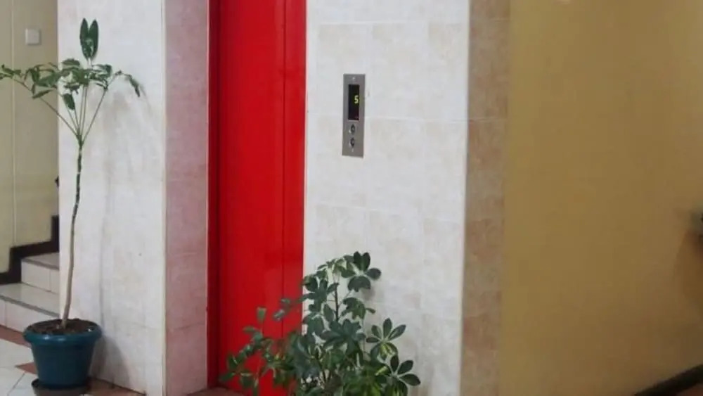 Avenue Suites Hotel