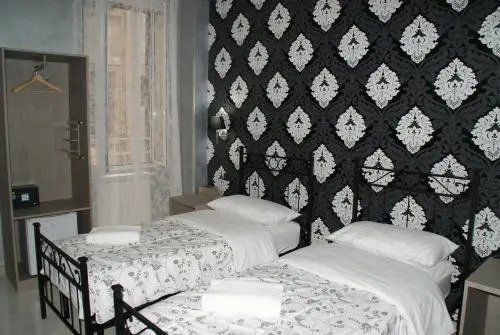 Rome Orange Inn