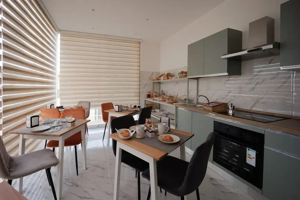 REDDIMUS Guest House