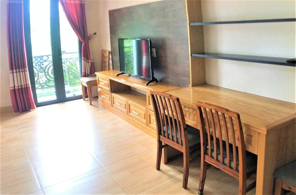 HHen Apartment Hotel