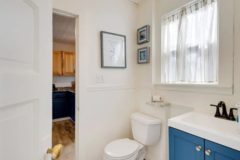 Walk to Shore: Rockaway Beach Retreat w/ Hot Tub!