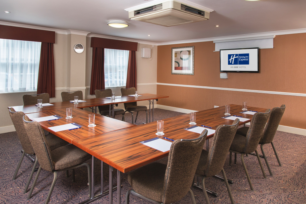 Holiday Inn Express Leeds-East by IHG