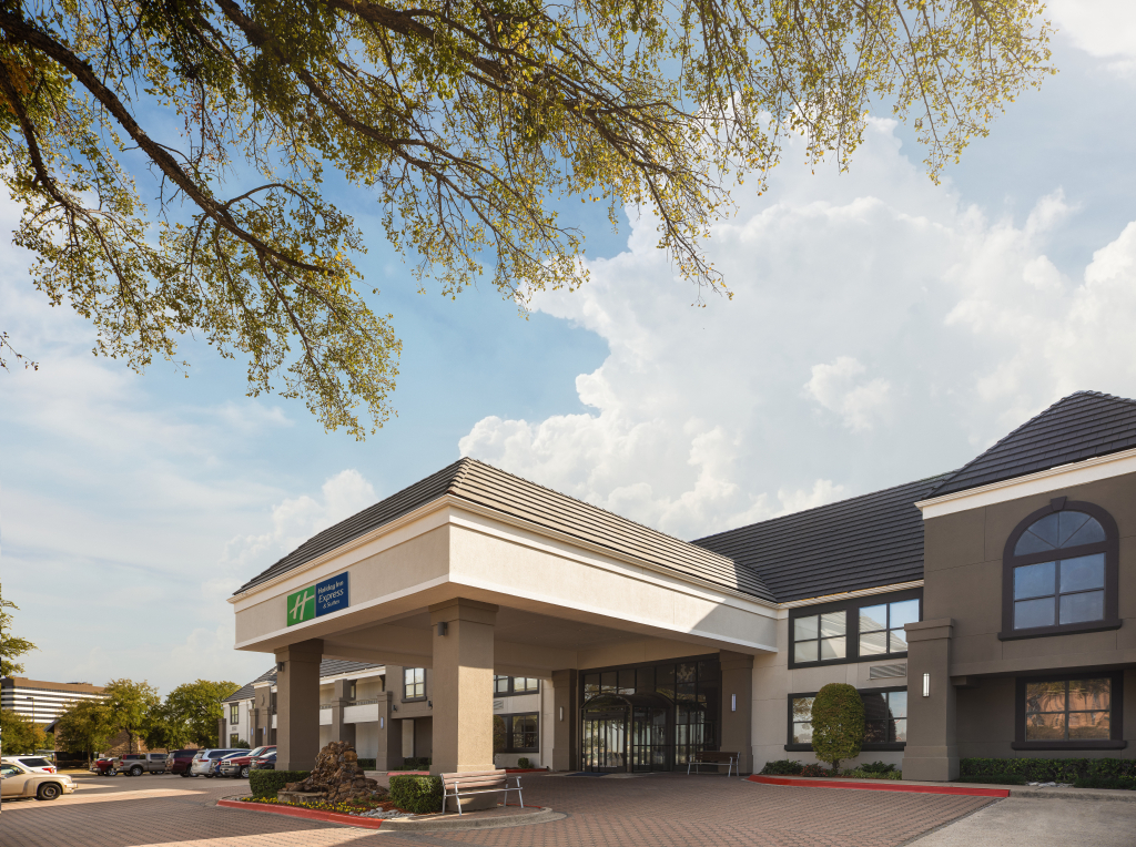 Holiday Inn Express Hotel & Suites Irving DFW Airport North by IHG