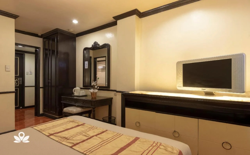 Camelot Hotel Quezon City powered by Cocotel