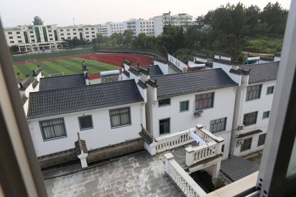 Huishu Renjia Inn