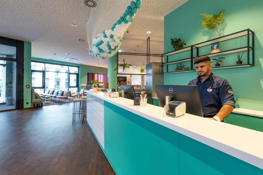 Holiday Inn - the niu, Wave Karlsruhe Oststadt by IHG