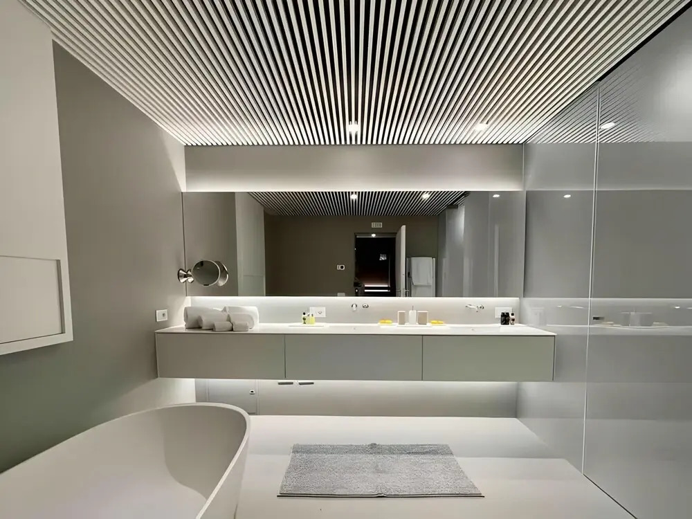 Sea-view Penthouse Spa in Portopiccolo