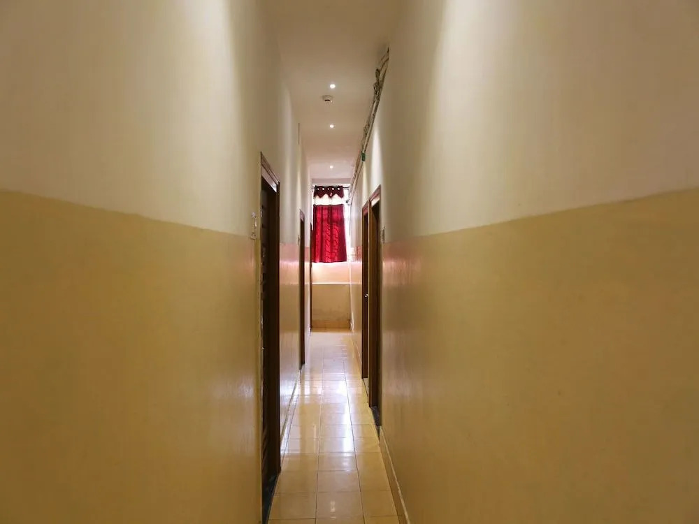 OYO 7742 The Hotel Marina