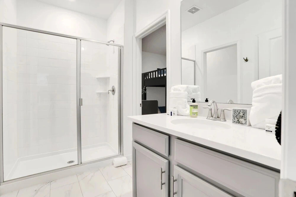 3001 Hafen Ln