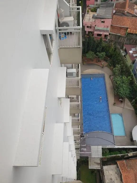Galeri Ciumbuleuit Apartment 2 By Gezonder