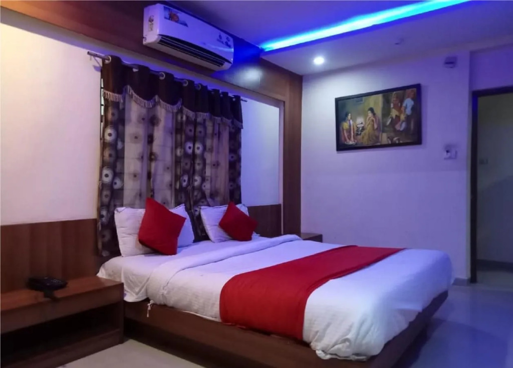 Hotel Krishna Palace Vastrapur