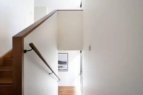 3 Story Townhouse In The Middle Of The City