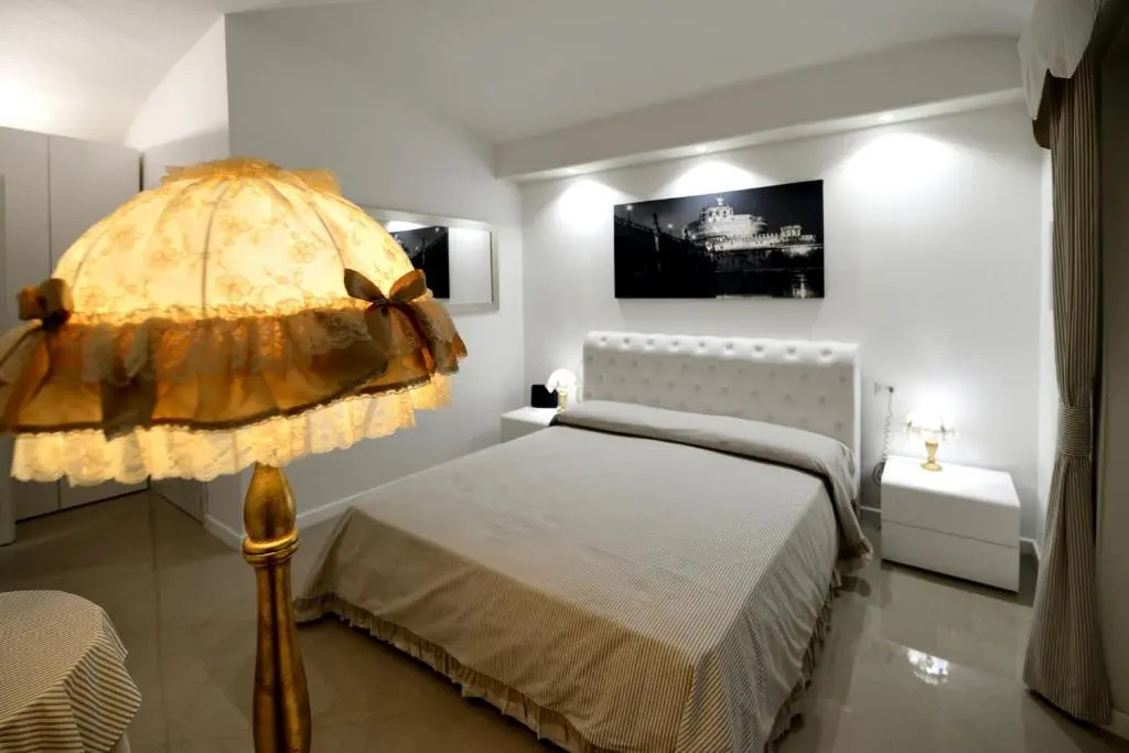 Ludovisi Barberini Apartment for Short Rental