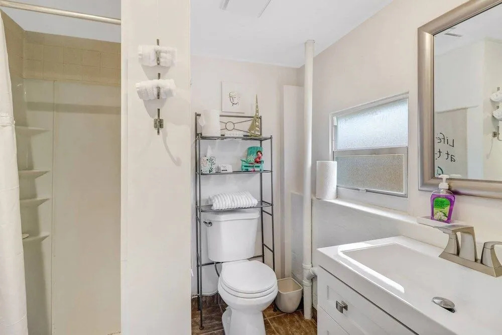 116 Bay Mar Dr