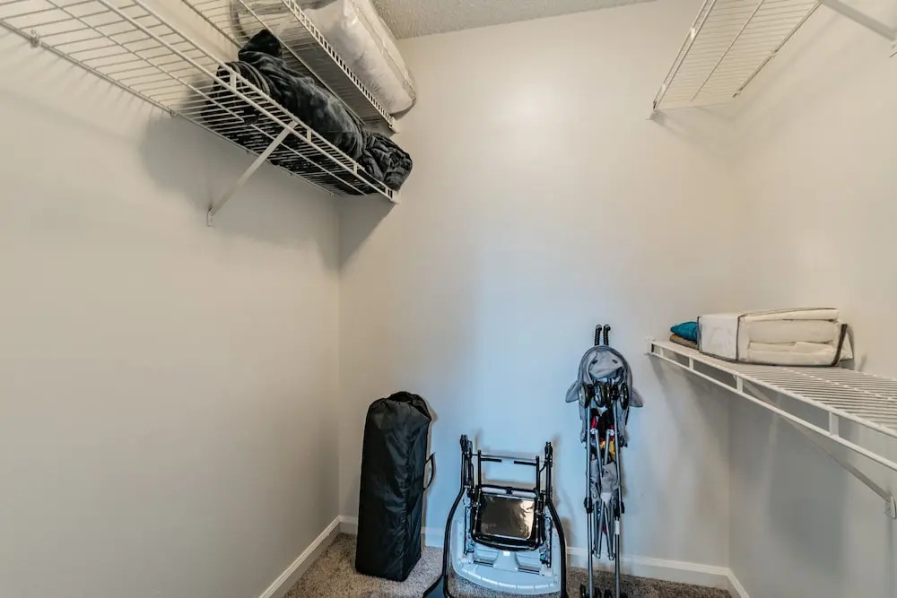 CP-514: Luxury Clearwater Apartment