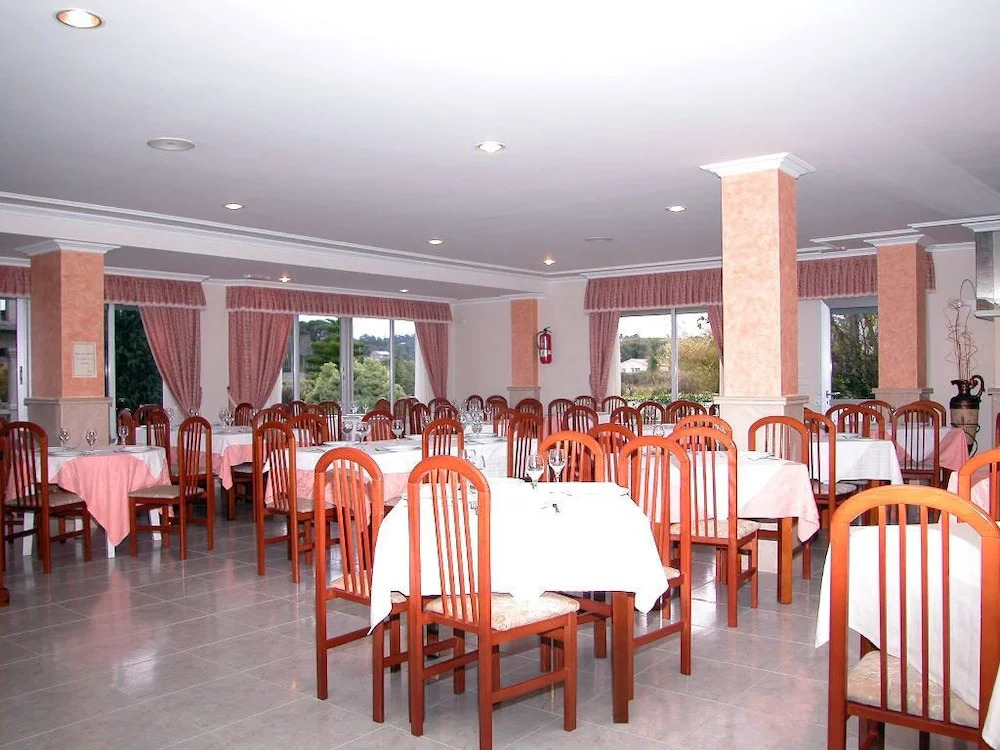 Hotel Piñeiro 2 Estrellas Superior
