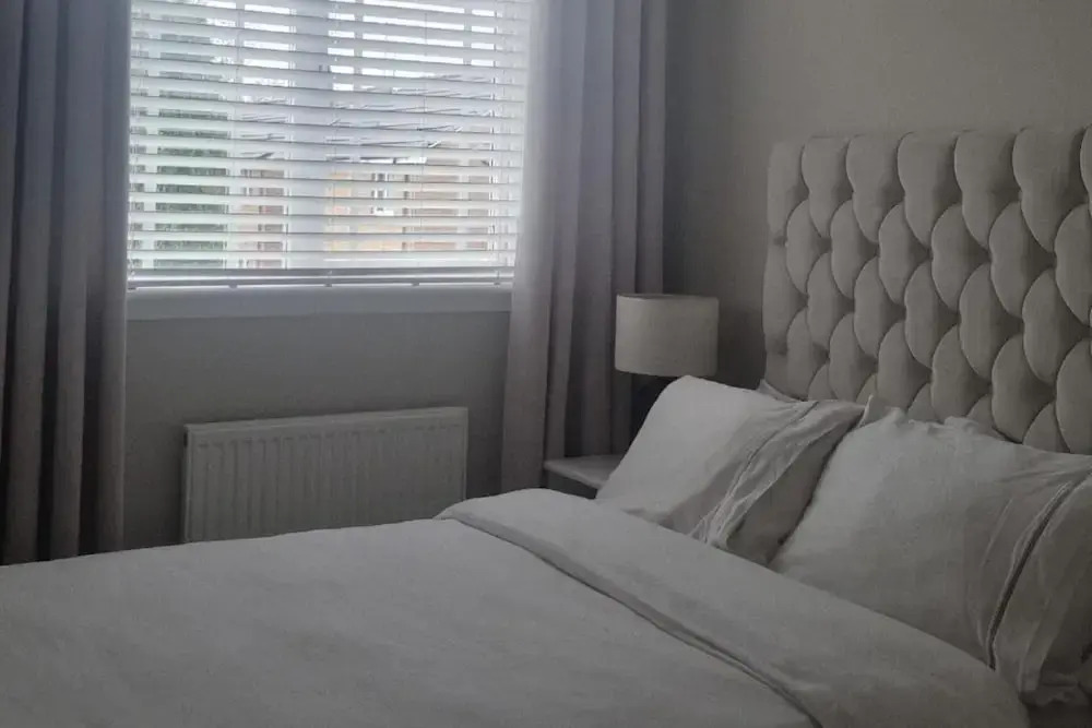 3 Bedroom, Sleeps 6, Free Parking