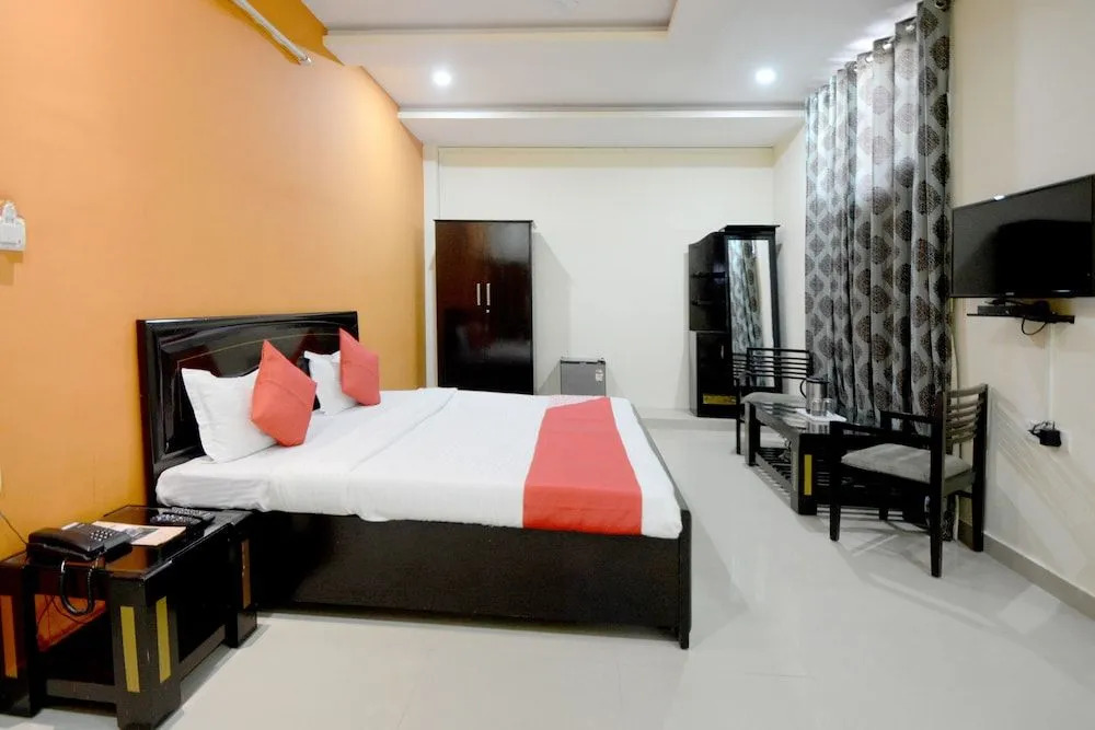 OYO 22949 Hotel Heiwa Inn
