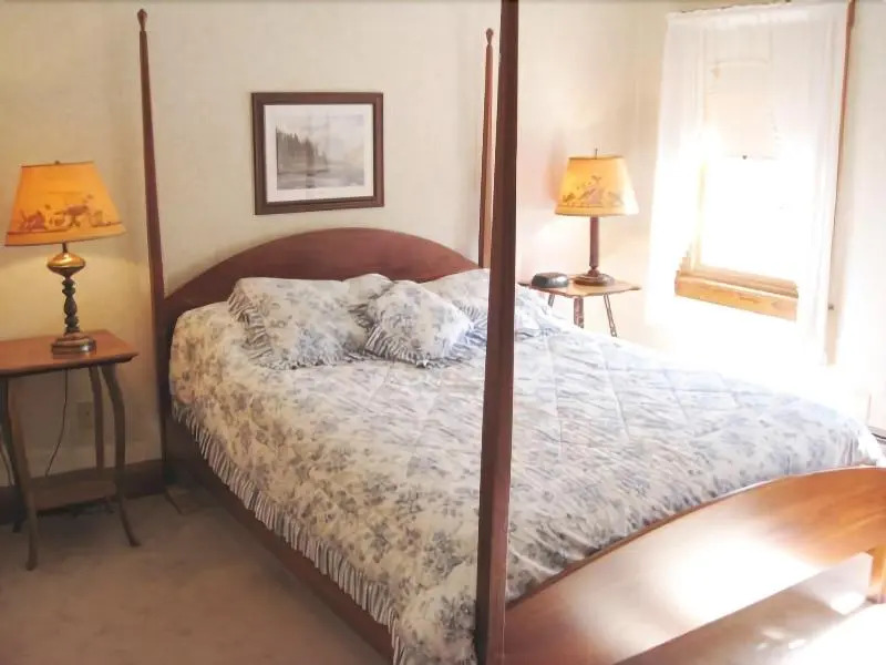 The Wayside Inn