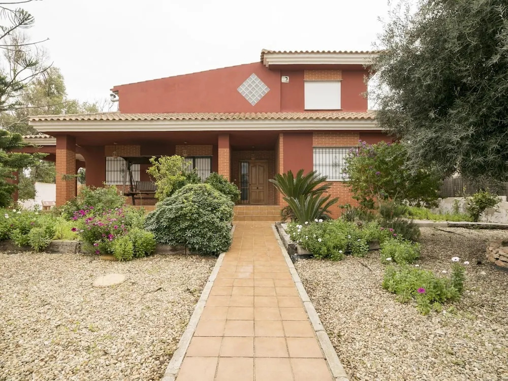 Welcoming Holiday Home in Cartagena With Garden