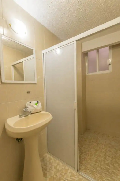 Suites Poliforum Inn