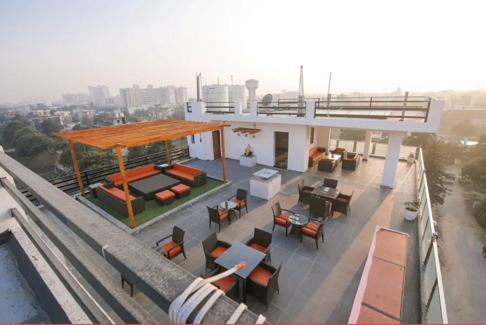 Amit House
