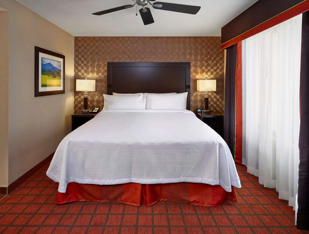 Homewood Suites Calgary Airport