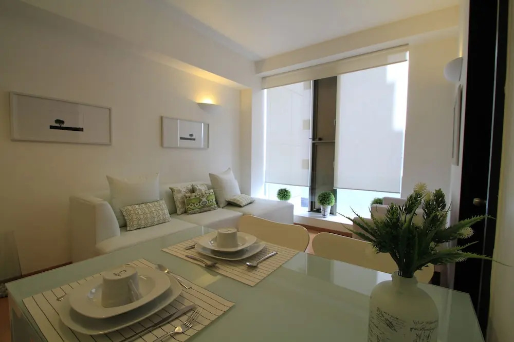 Apartment Downtown 325