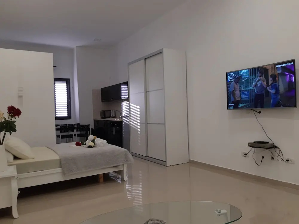 Spat Studio ApartHotel